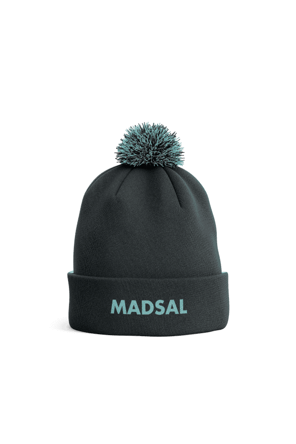 Trendy custom-designed caps – structured panels with adjustable strap, ideal for urban and casual apparel lines